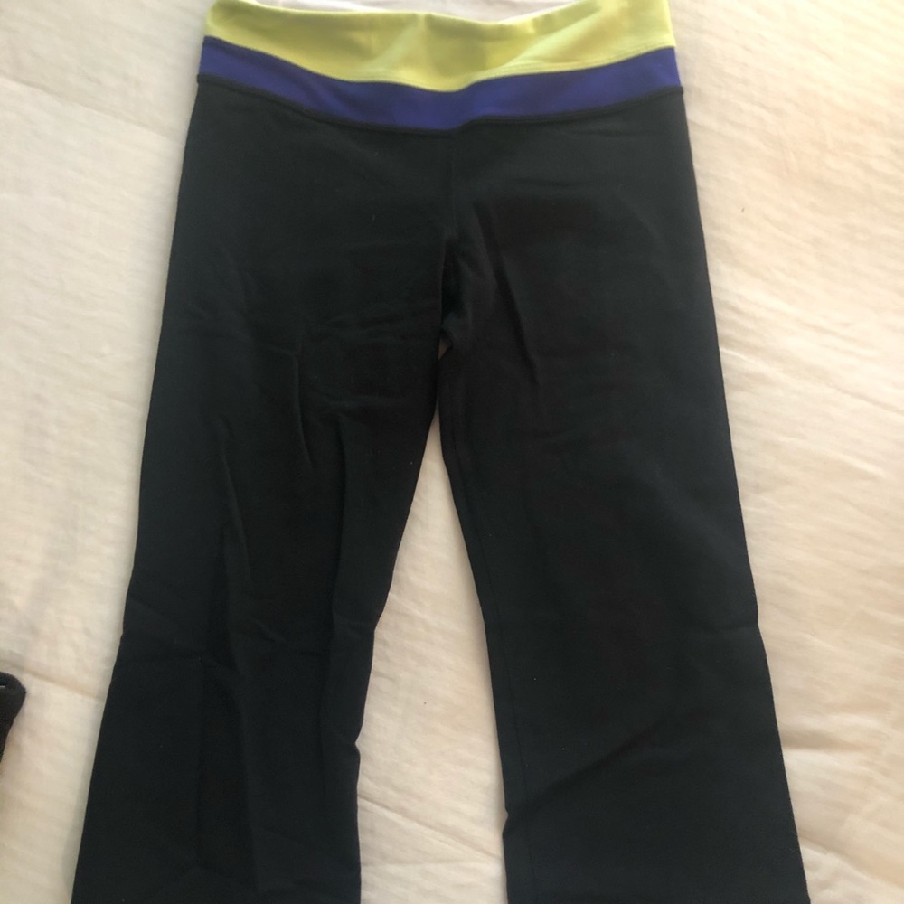 Lululemon crop workout pants